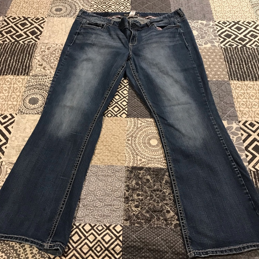 Maurices size 24 regular jeans